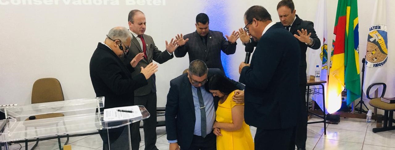 Obreiro da IBC Betel Alvorada é ordenado ao Ministério da Palavra